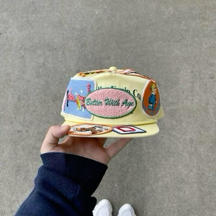 Vintage Cap Main